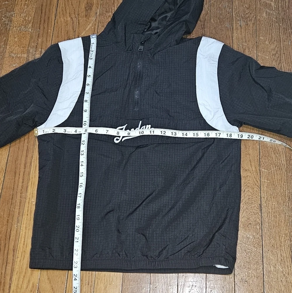 Jordan Kids' MJ Flight MVP Windbreaker Jacket        Size L 12-13YRS Boys